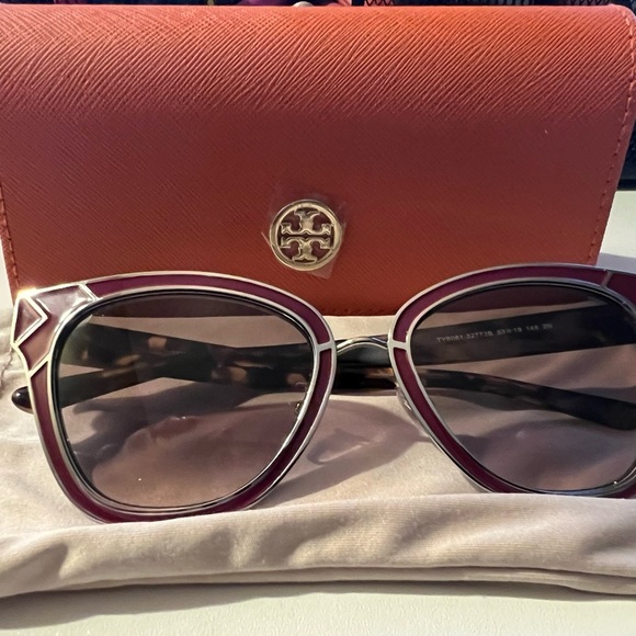 Tory Burch Burgundy Sunglasses with Coral Case - Picture 1 of 15